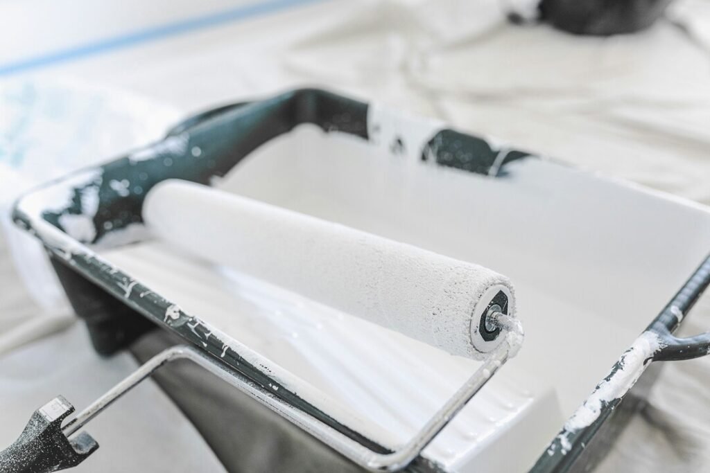 Peinture intérieur haut de gamme à Nantes pour peindre une chambre Peindre une Chambre - GLR Peinture Nantes,Un service professionnel propre et ordonné
